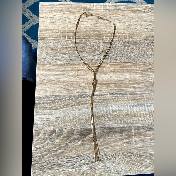 NWOT - Gold Tie Knot Dangly Necklace - Picture 3 of 5